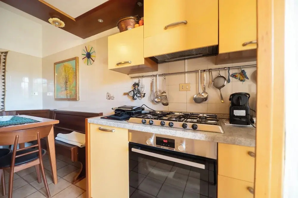 Luminous 2Br Family Apartment In Residential Area