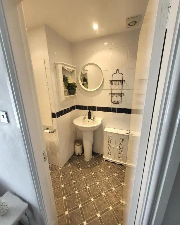 Willesden, Flat 2, A 1 Bedroom flat right in the heart of Llandudno