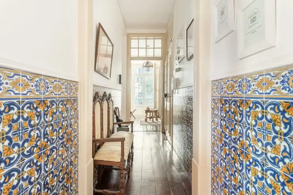 Artistic Alfama 4BR Cathedral Views Tram 28