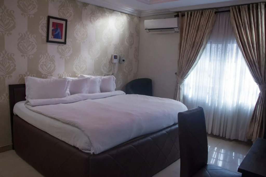 Triple Tee Hotel