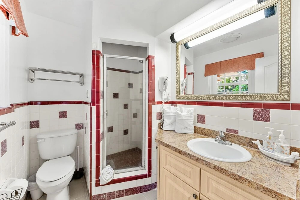253 Palm Ln