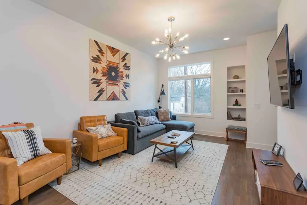 Wild Horse by Avantstay Gorgeous Nashville Townhouse w/ Rooftop Patio & Outdoor Kitchen