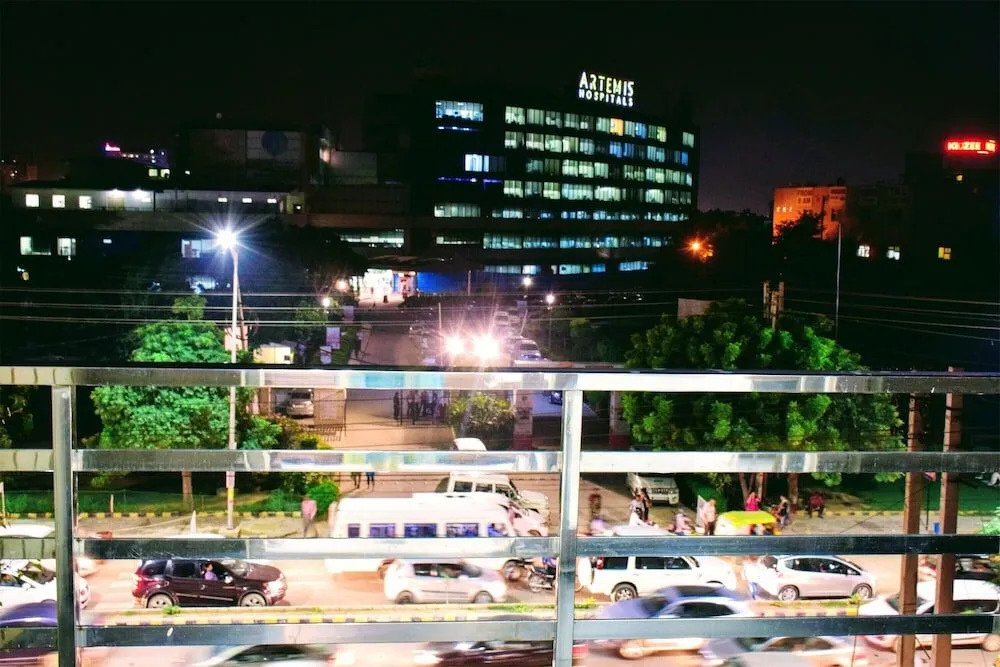 When In Gurgaon - Service Apartments Next to Artemis Hospital
