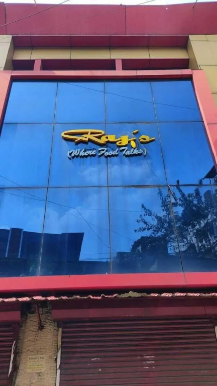Hotel Raj