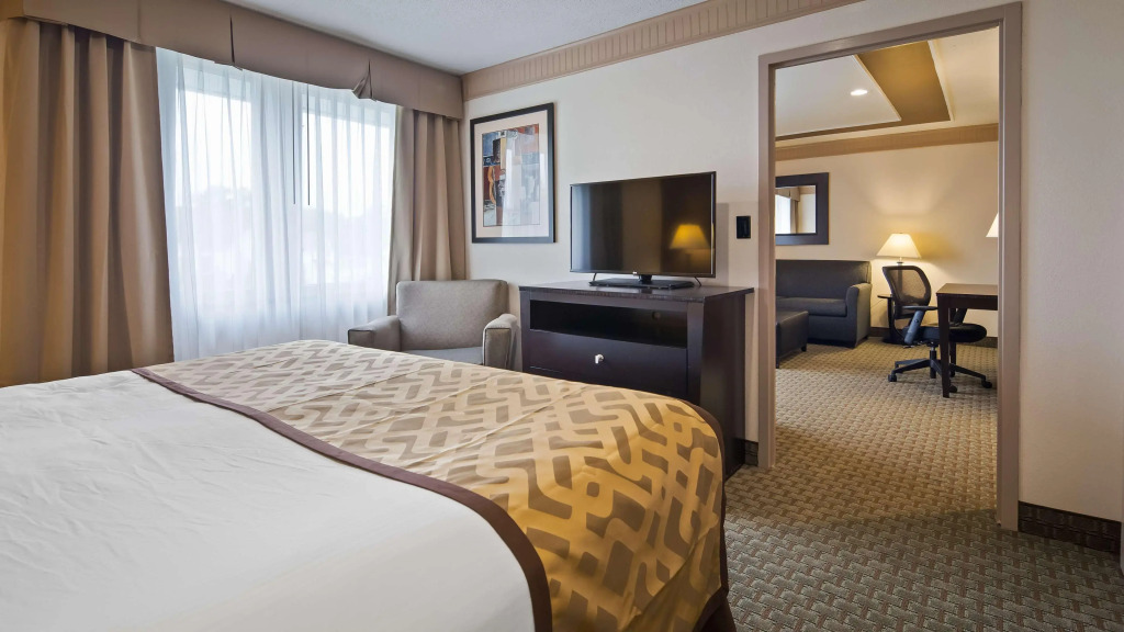 Best Western Plus Concordville Hotel
