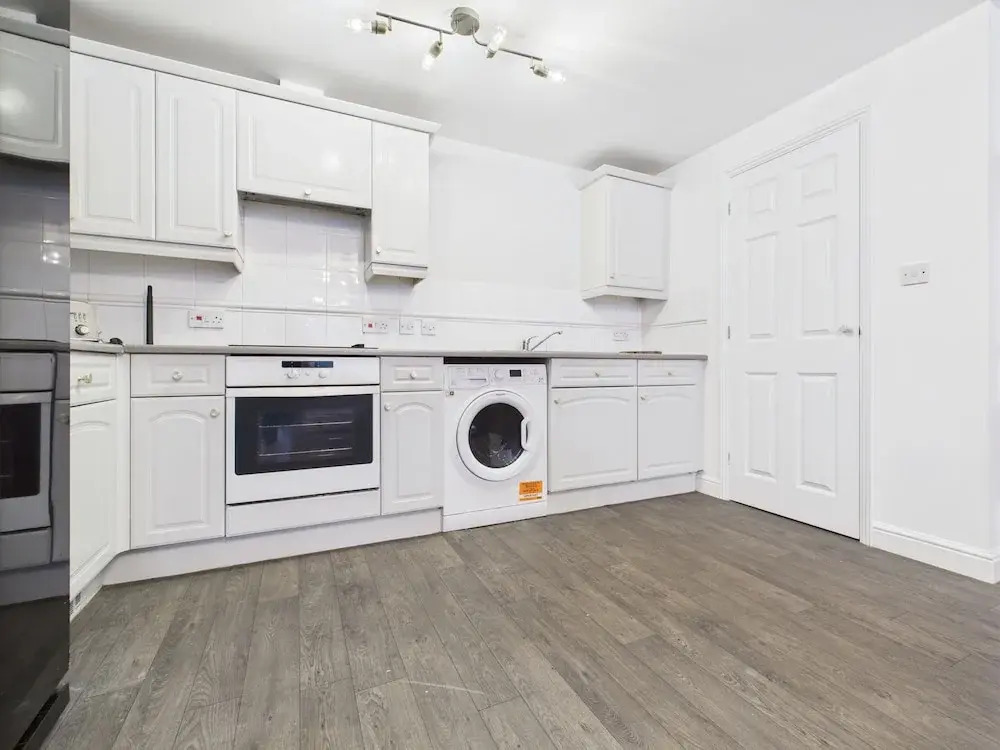Modern Chaffordhundred Apartment Long Stay Sleeps2