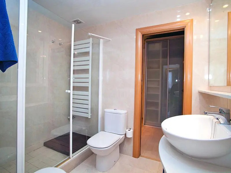 Sants-Montjuic Rambla Badal - Four Bedroom