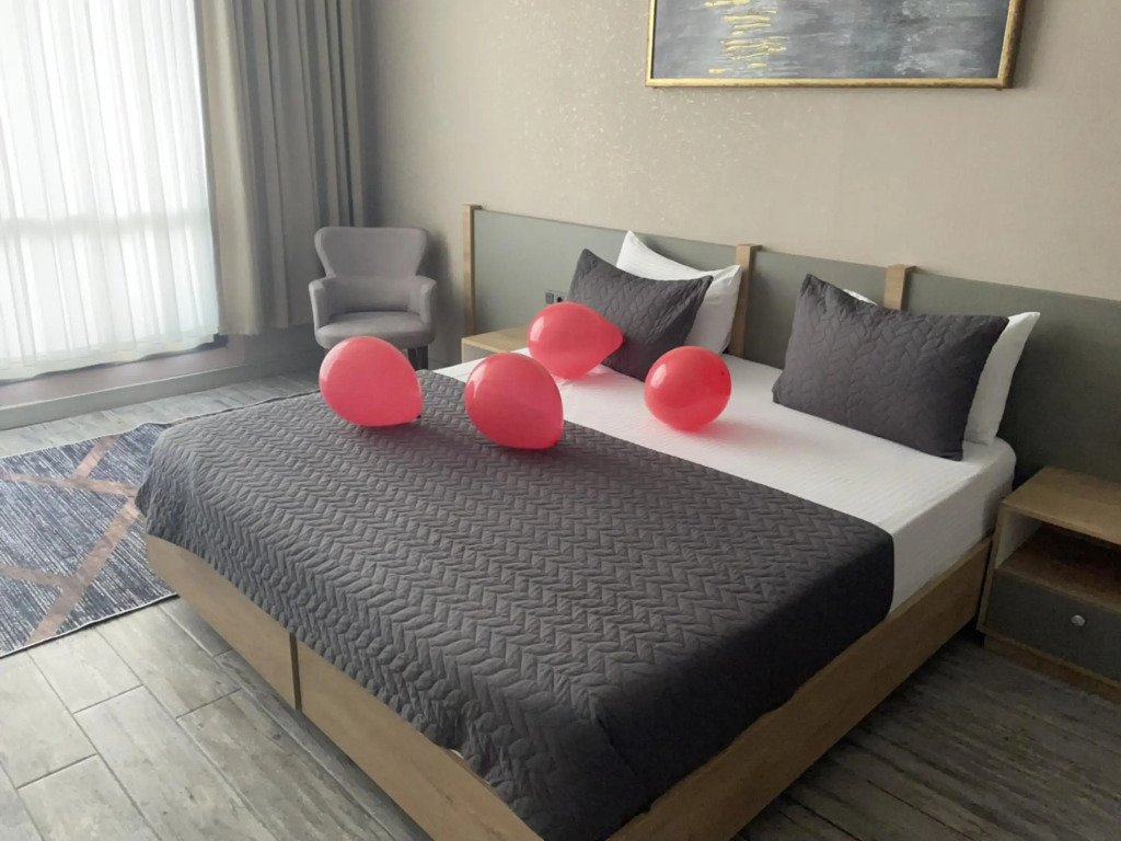 Agora Suites