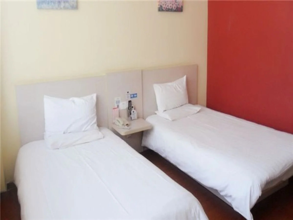 Orange Hotel Shanghai Hongqiao Railway Station Qixin Road
