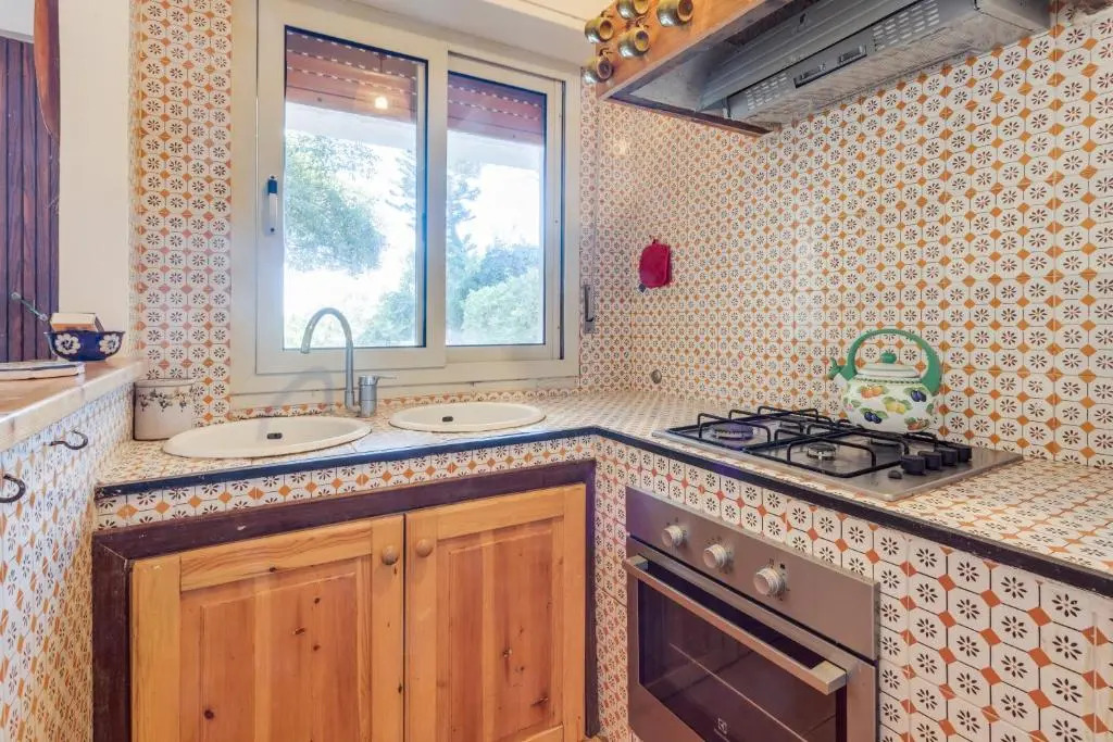 Scopello Flat with Panoramic Courtyard and Parking