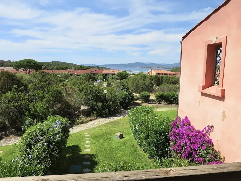 Porto Coda Cavallo Apartaments