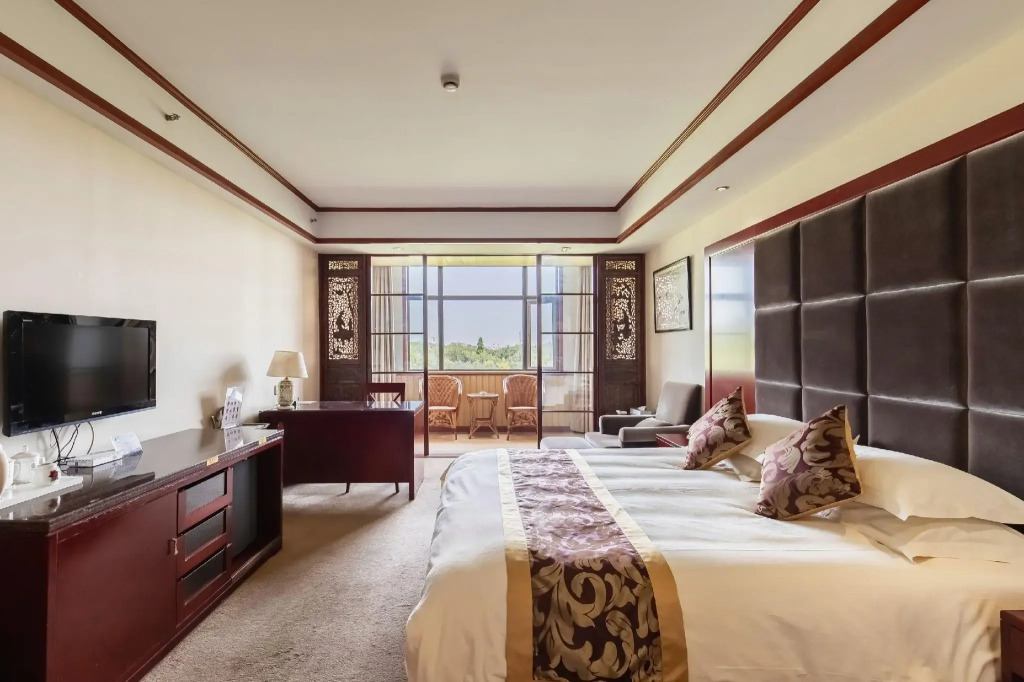 Jingtingshan Resort Hotel