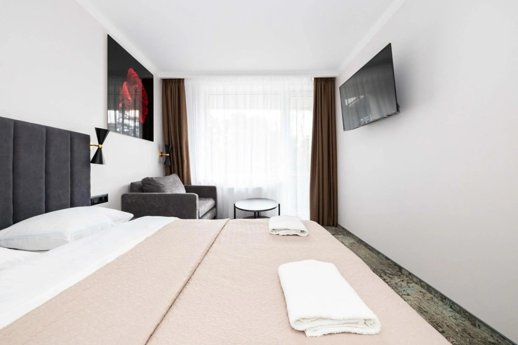 Alka, City Apt. Sea, Park and Parking, by Cohost