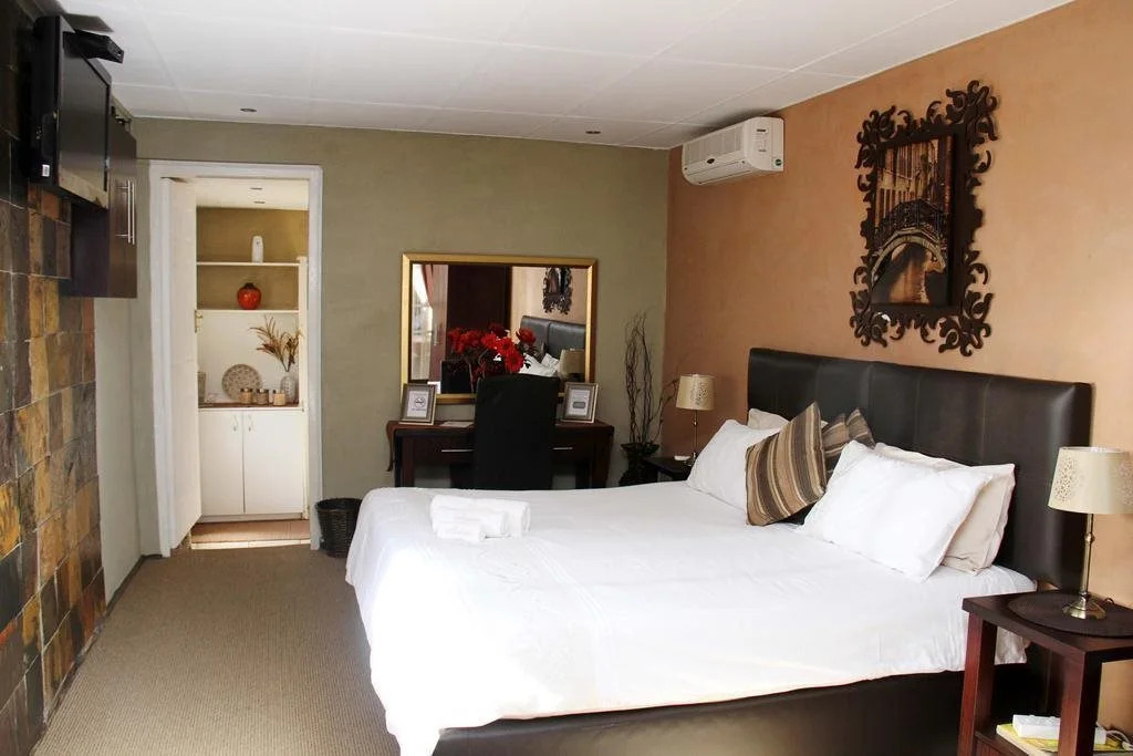 Annex Guest Rooms