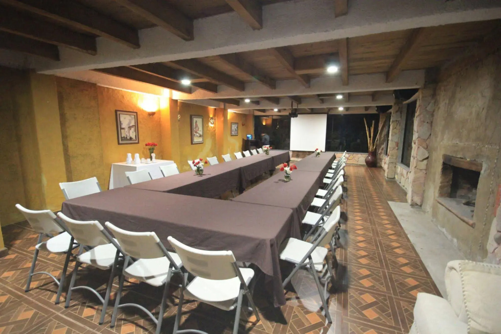 Hotel & Cava La Parroquia