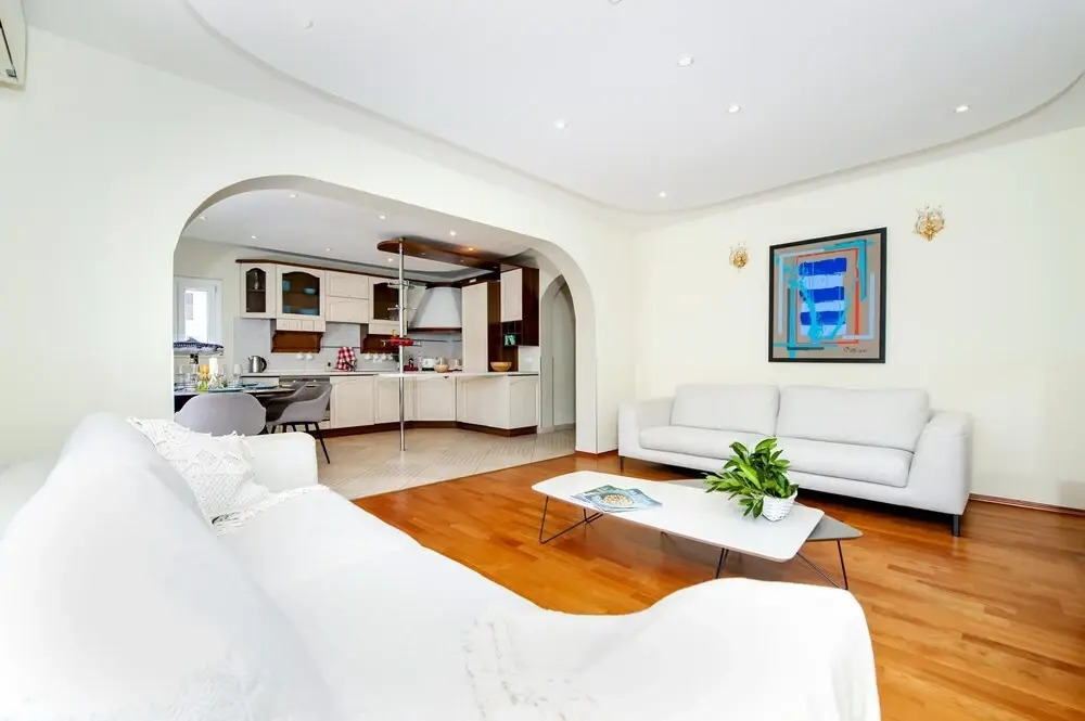 Villa Francesco - Four-bedroom Apartment