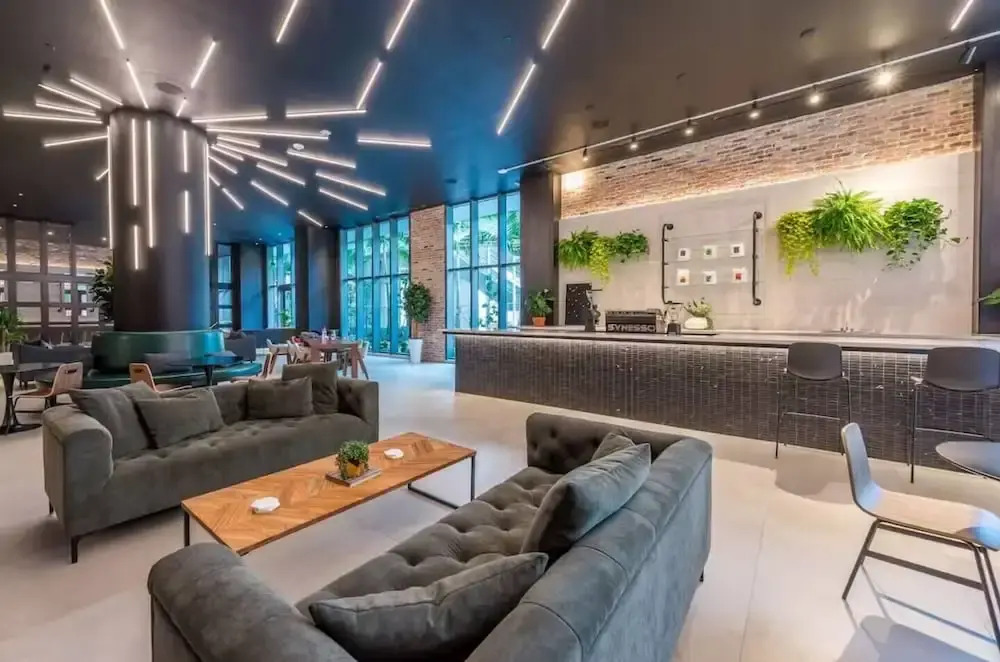Premium Studio Near Bayside Pool Gym Views