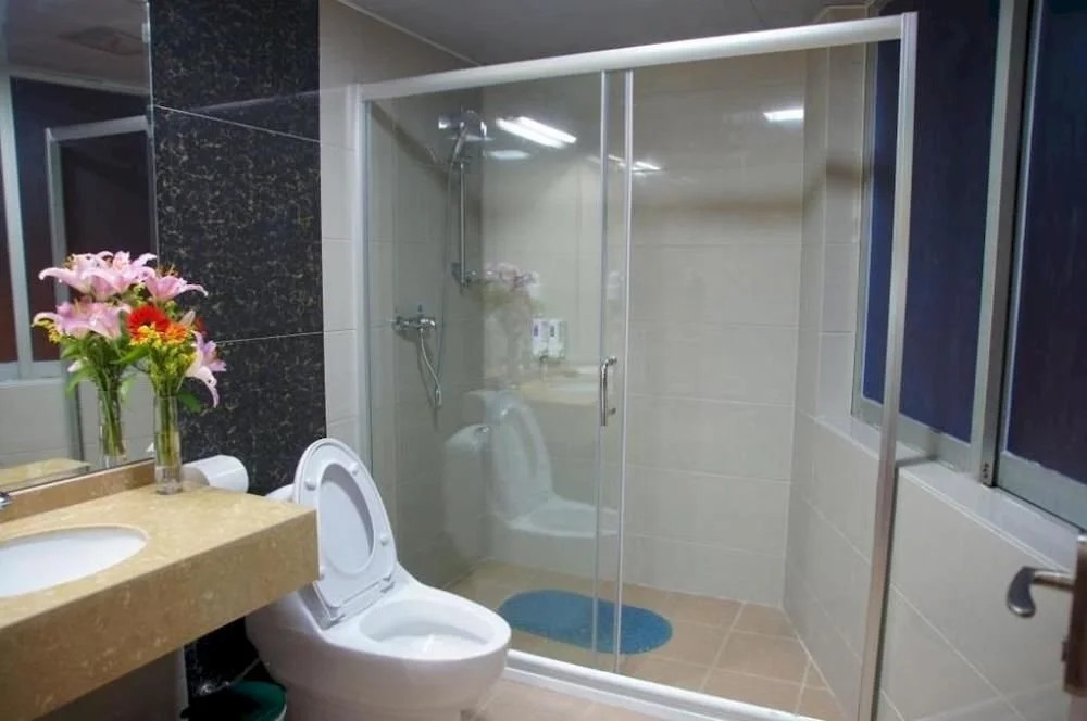 Yiju Hotel