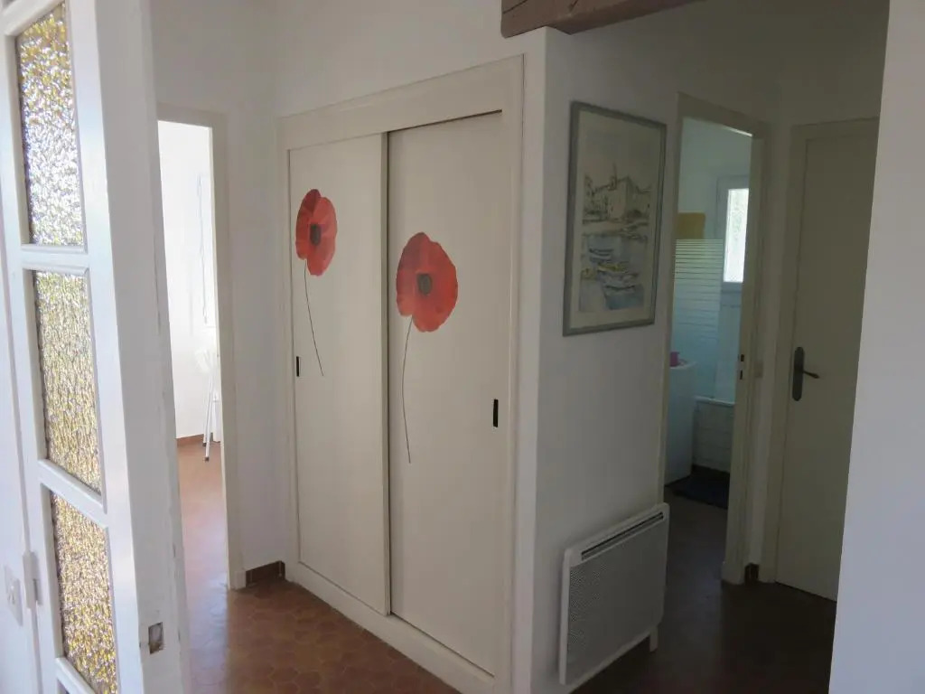 Très bel appartement T2 de 65 m2 avec terrasse vue sur port.
