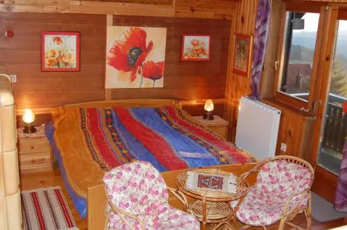 Holiday Home Tone