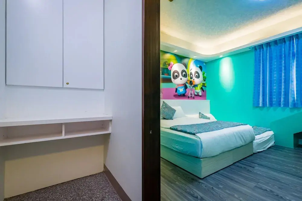 Dan Huang BnB