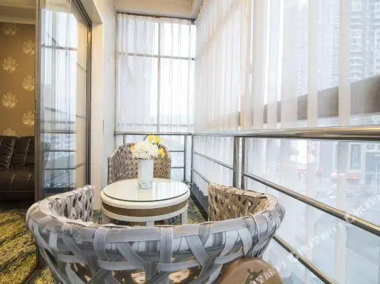 Jun Yi Kai Yue Hotel