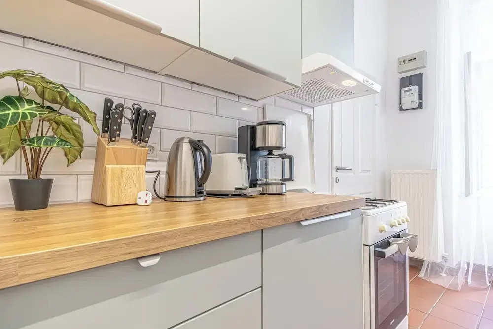 Modern 1BR With 1LR Long Stay in Vienna