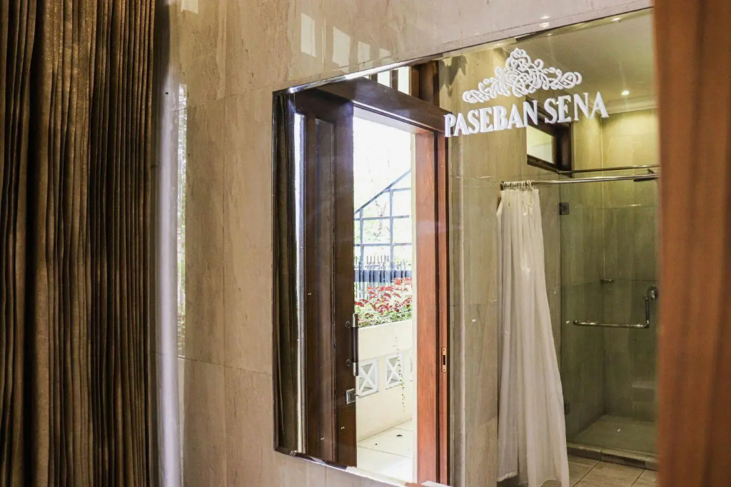 Paseban Sena Ballroom and Boutique Hotel