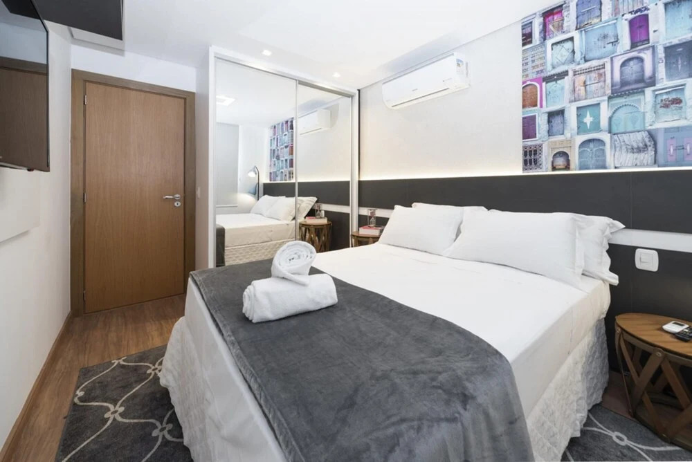 Maravilhoso e Luxuoso Apto Central Acomoda at 6 h Spedes