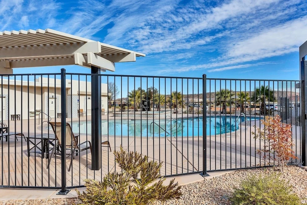 Zion Experience 4 Bedroom Townhouse by RedAwning
