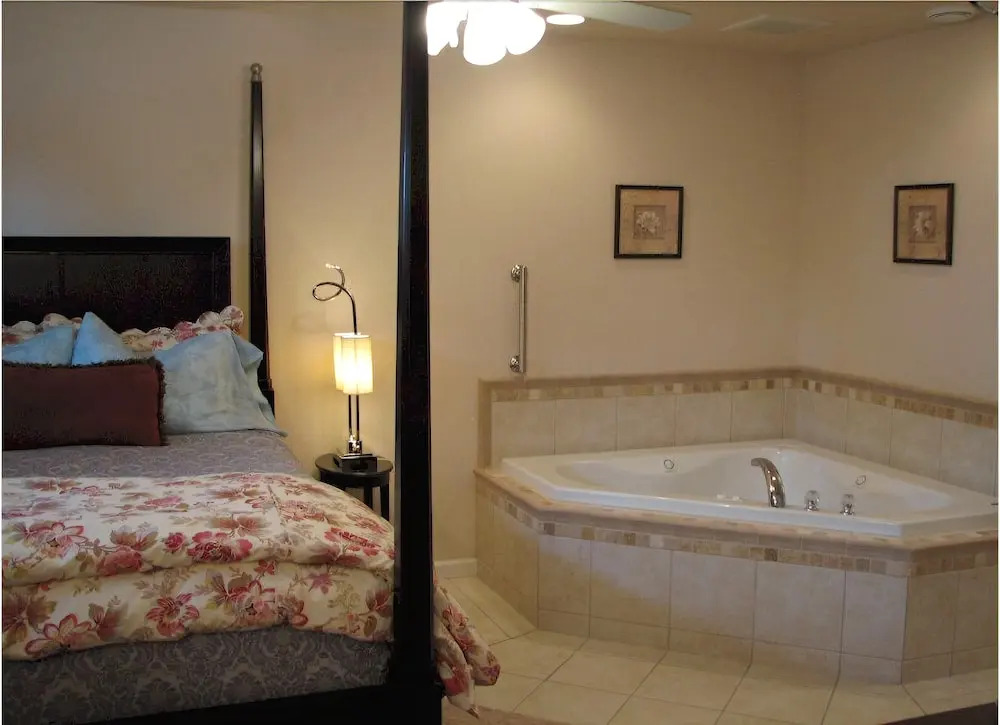 Minnie Street Inn