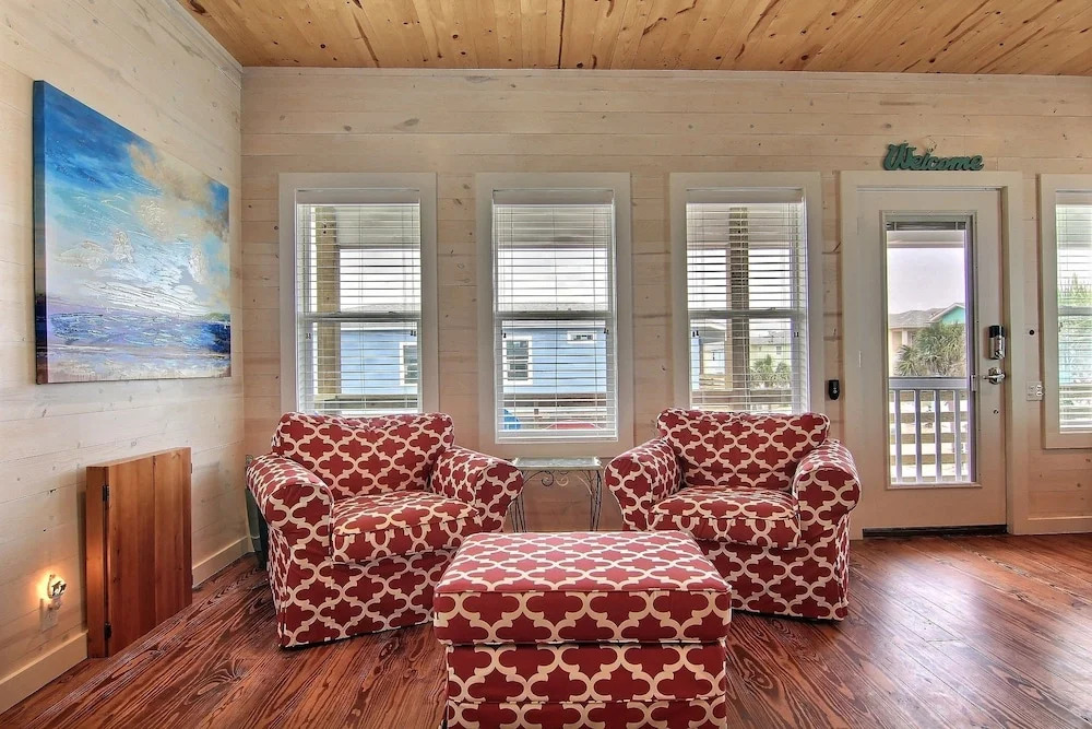 Bottoms Up 4Br Home
