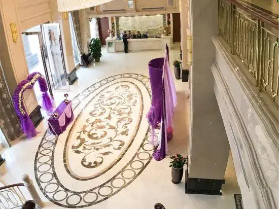 Zhonghe Hotel