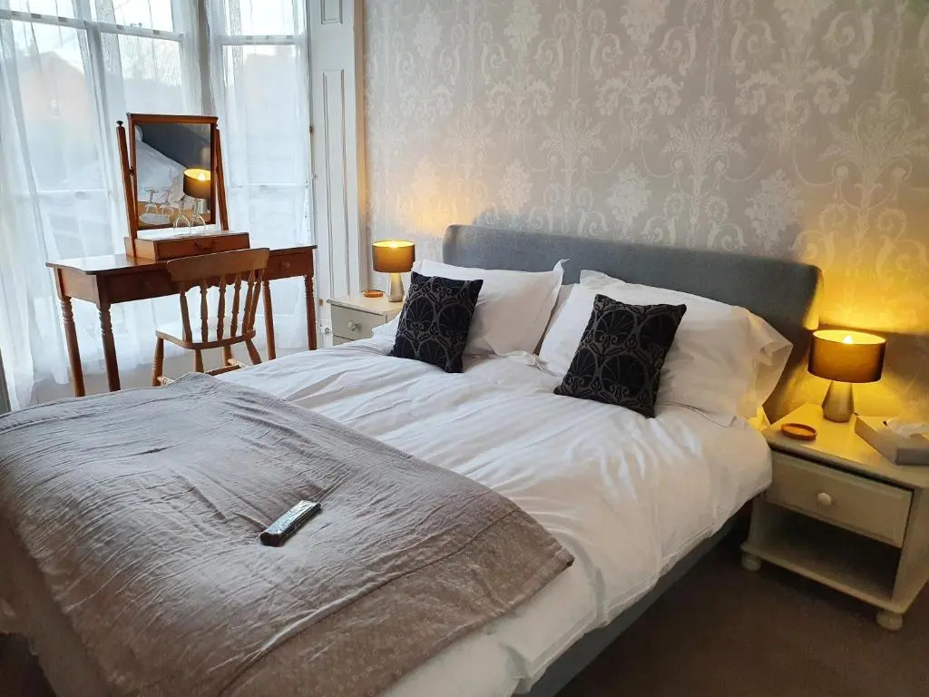 Holmwood House Guest Accommodation