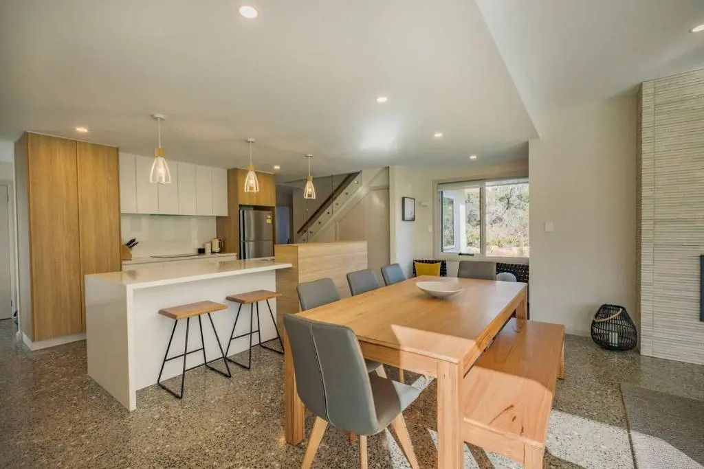 Baileys Beach House