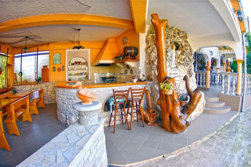 Apartments Vrcevan 811