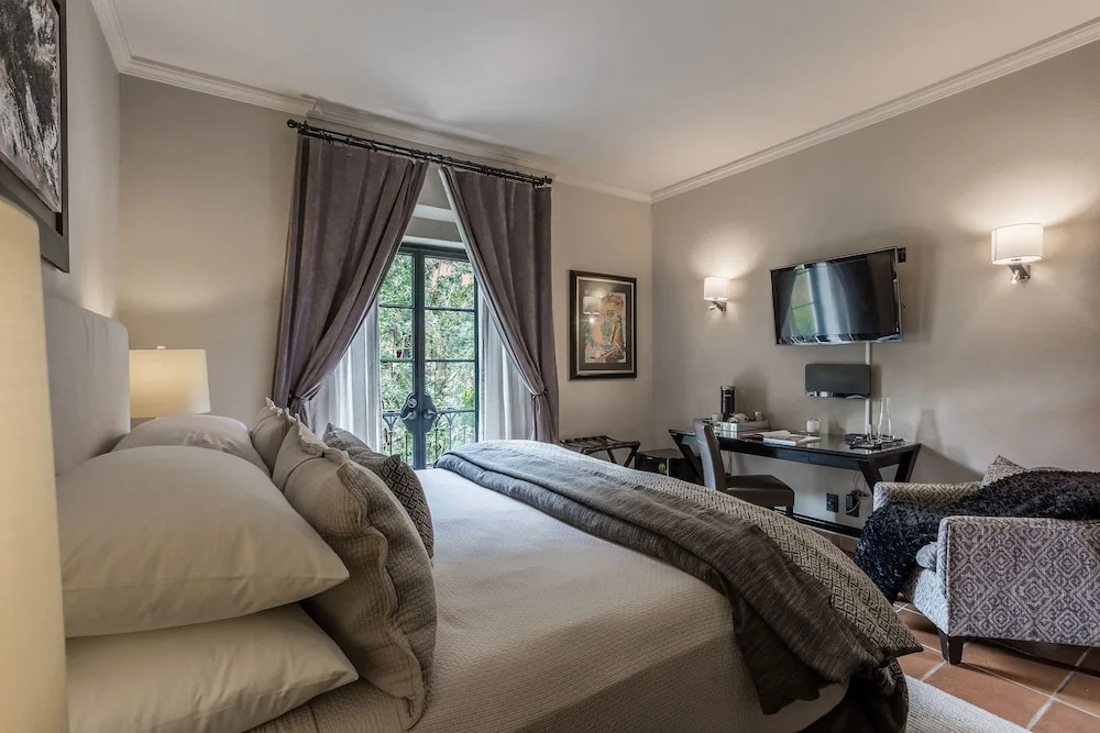 Artesana - Privately Owned Rosewood Residence