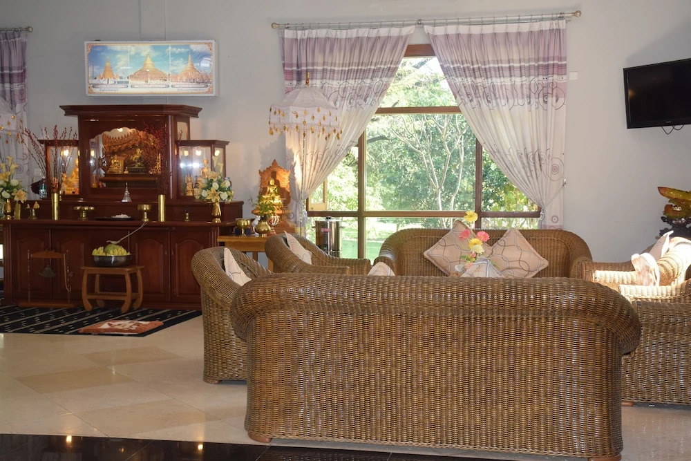 Hotel Yadanar TheinGha