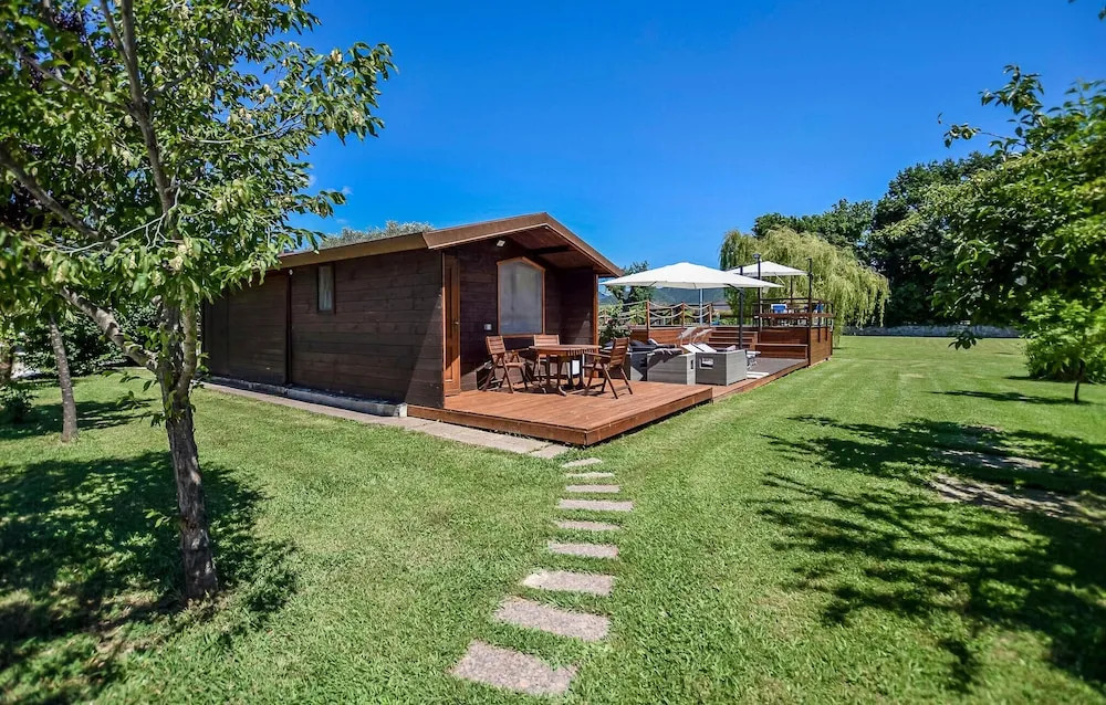 4 Bedroom Amazing Home In Pietrasanta