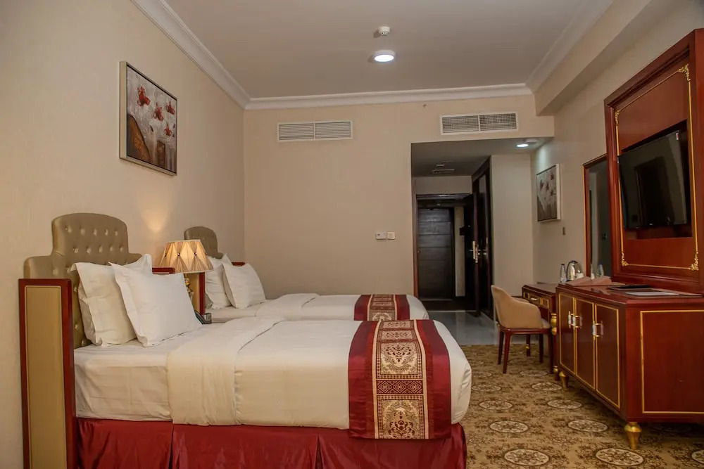 Al Salam Grand Hotel & Resort