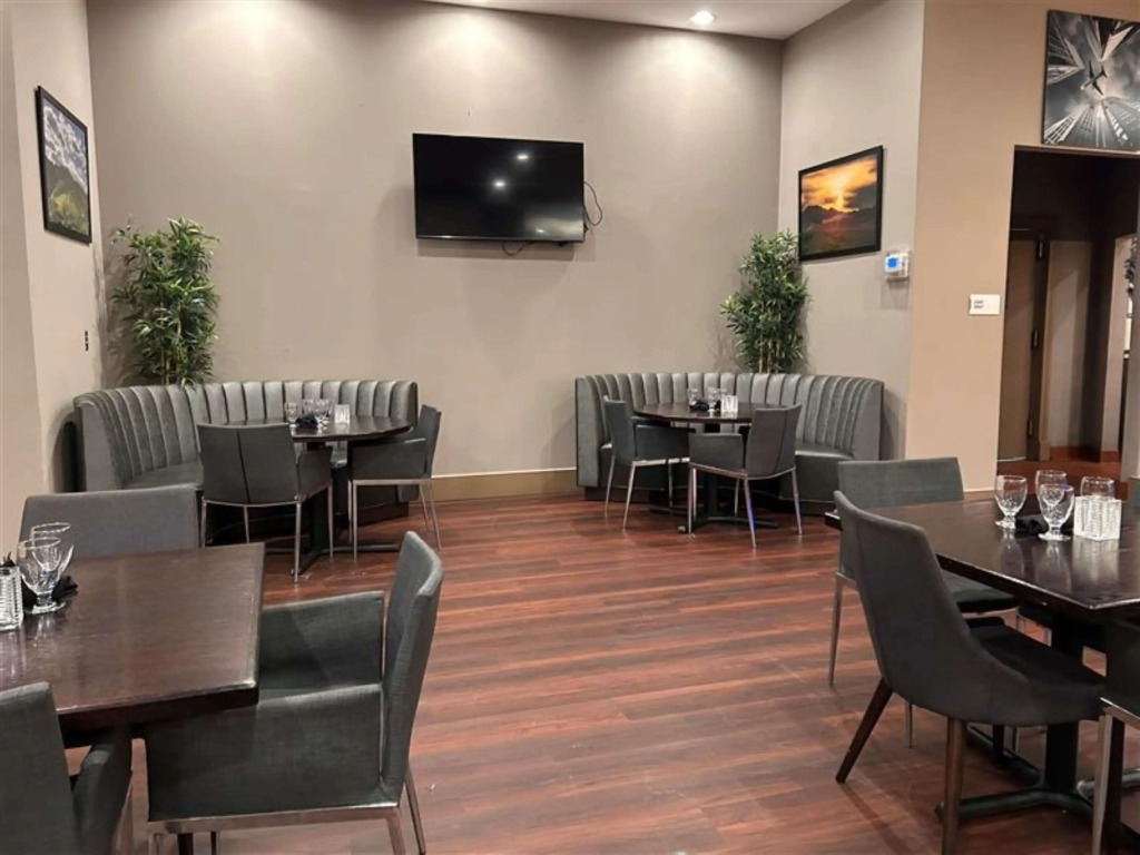 Skyline Hotel Detroit Airport, SureStay Collection by Best Western