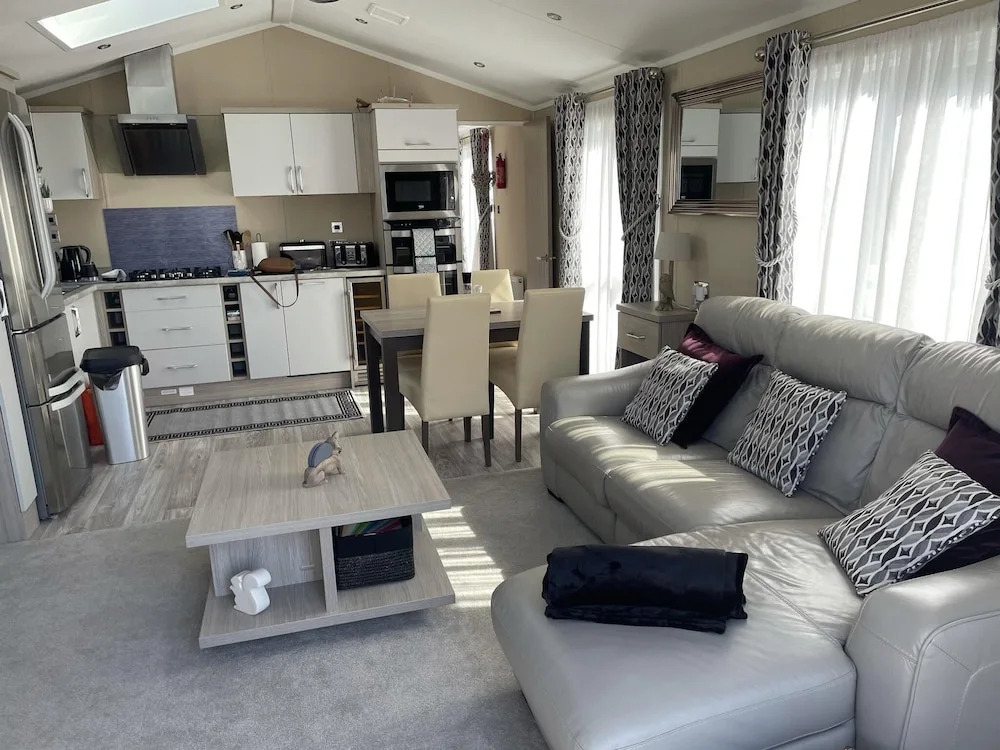 Stunning Lodge in a Nice Area, Saint Leonards