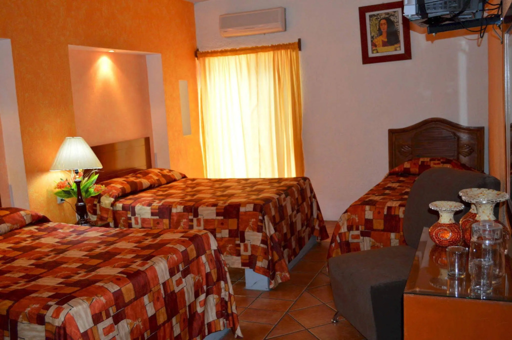 Hotel La Rienda Mision Tequillan