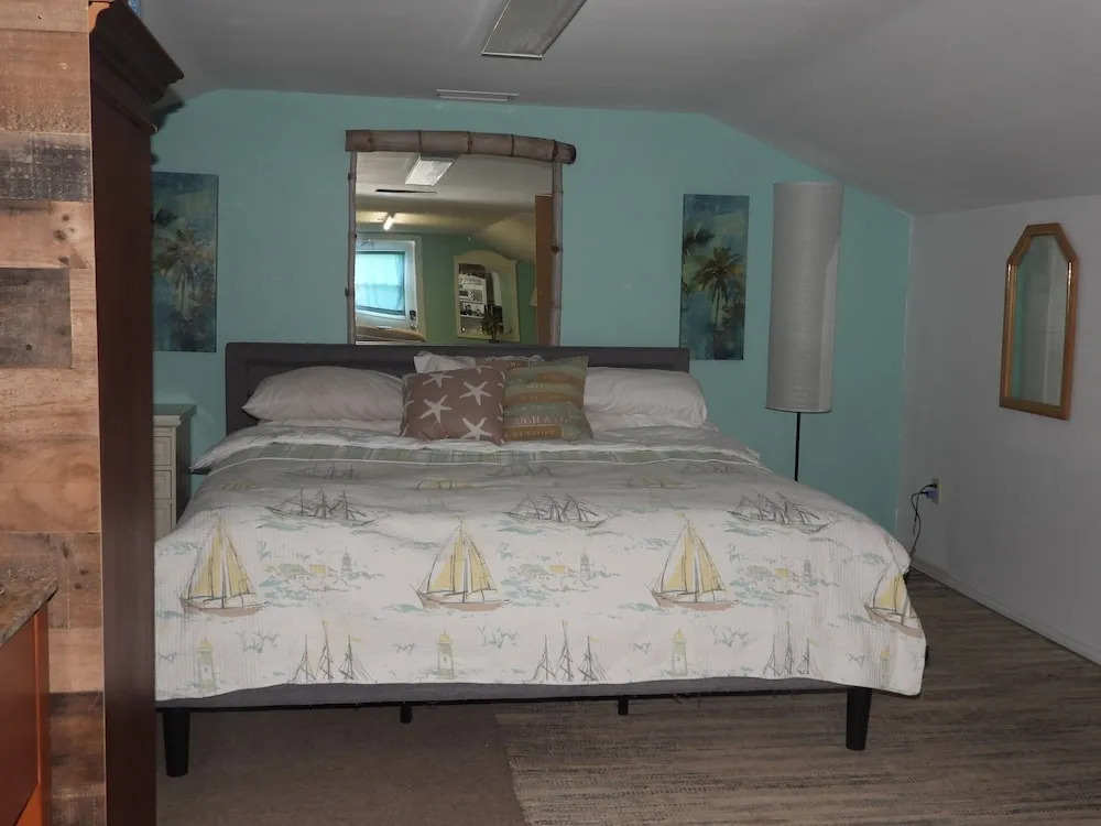 Marker 99 Resort
