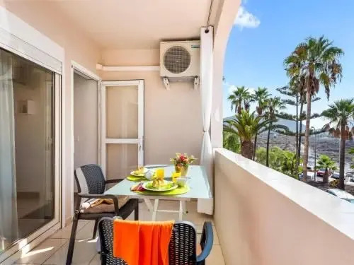 A3 Country Club Accommodation with POOL!