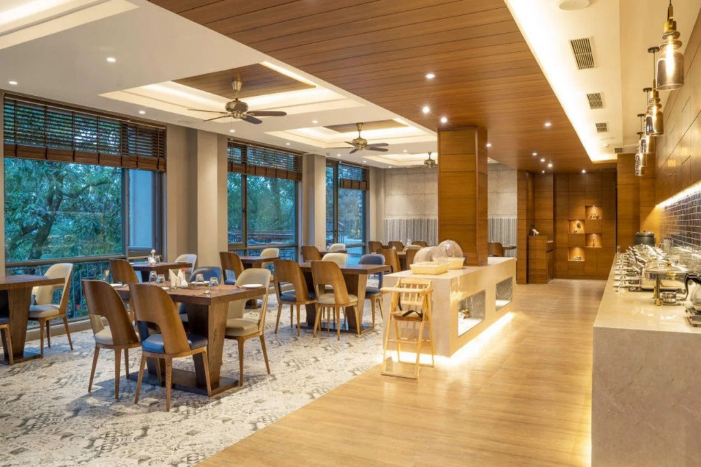 The Rosefinch Sarovar Portico