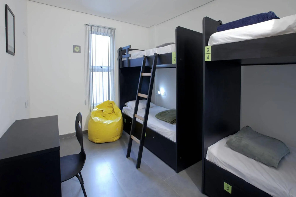 Aki Hostel