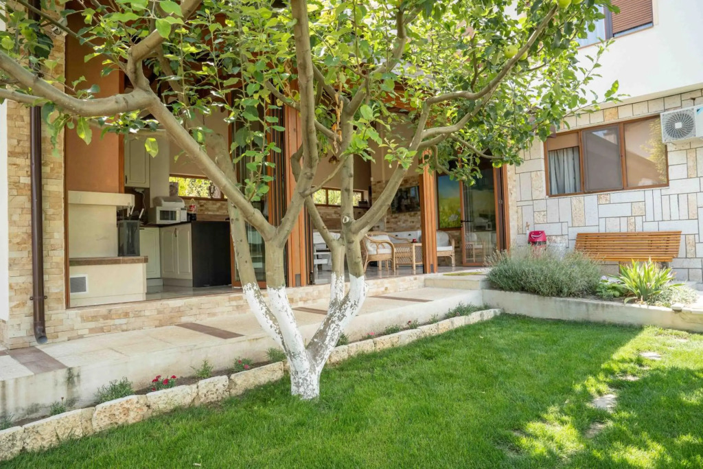 villa MAK