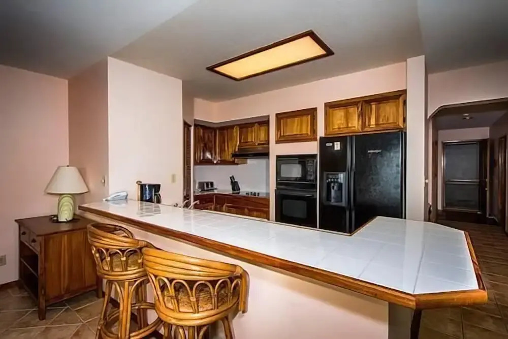 Kahaluu Bay Villas 304