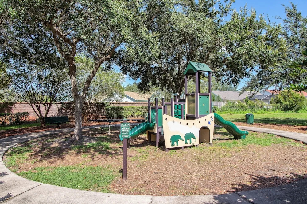 South Facing Private Pool with Lake View & Spa - Quiet Vacation Area - Family Friendly